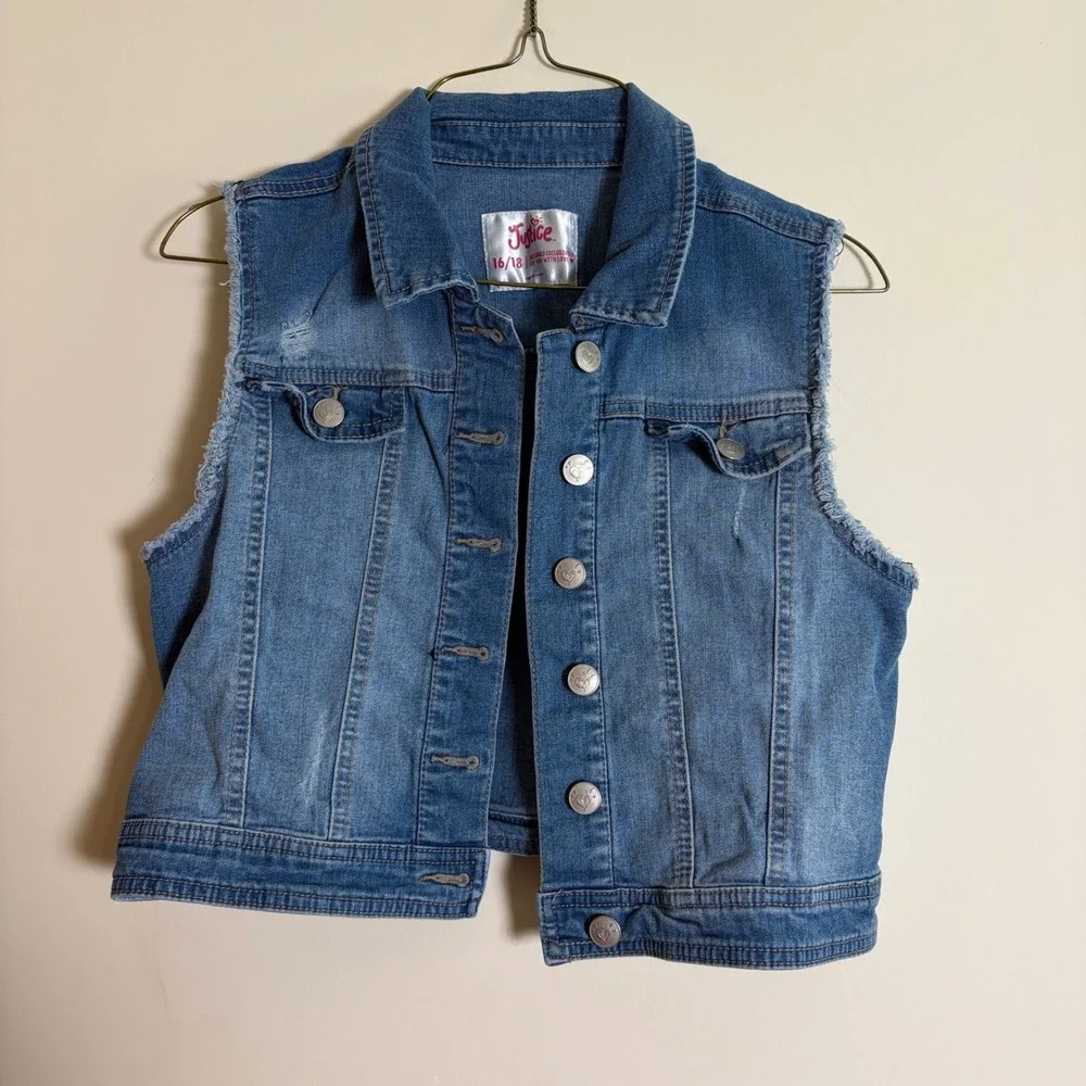 Justice Girls Blue Denim Vest Size 16/18 Distressed Raw Hem Button Up Jean
